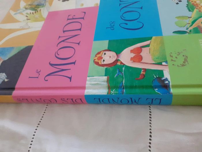 Le monde des contes - photo numéro 2