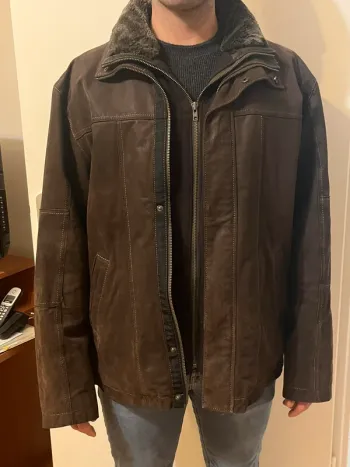 Veste en croûte de cuir