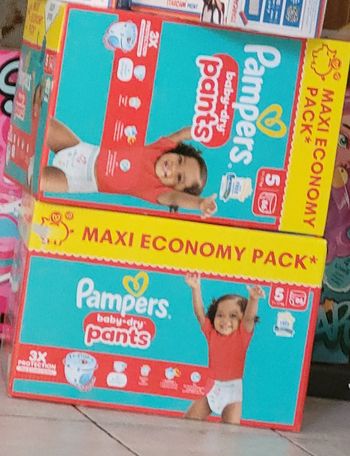 Lot pampers pants taille 6