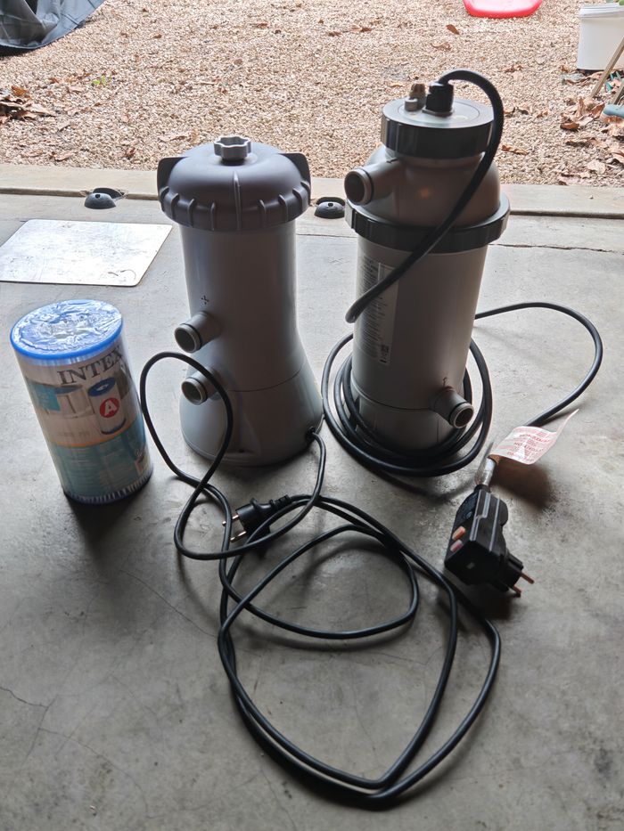 lot pompe épurateur et réchauffeur pour piscine