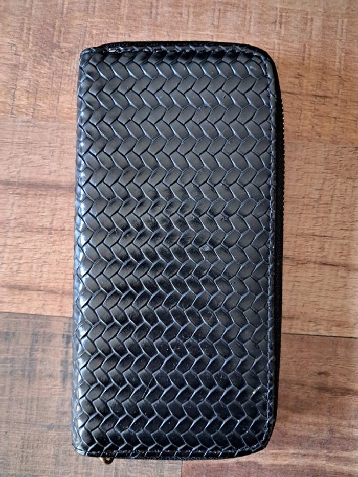 Portefeuille noir avec fermeture doré