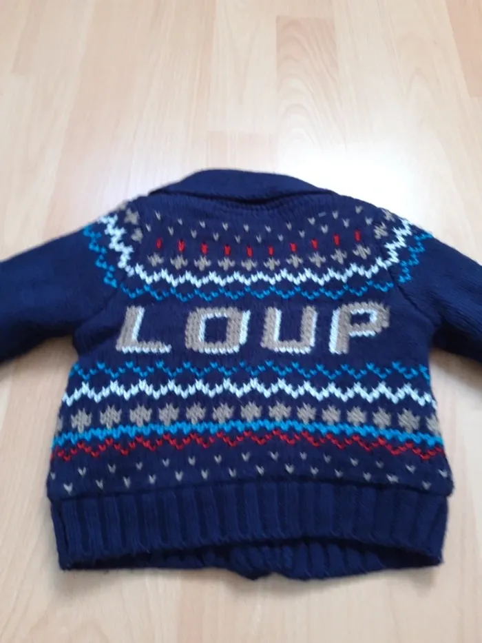 Très jolie veste en maille doublée polaire - photo numéro 8