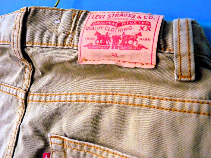 Jean garçon Levi's modèle 511 garçon 12 ans slim beige neuf - photo numéro 5
