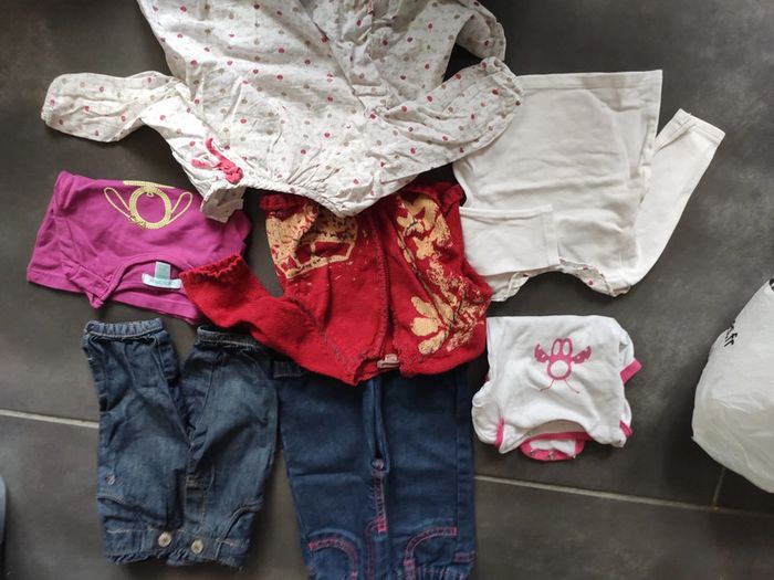 Lot vêtements bébé fille - photo numéro 2