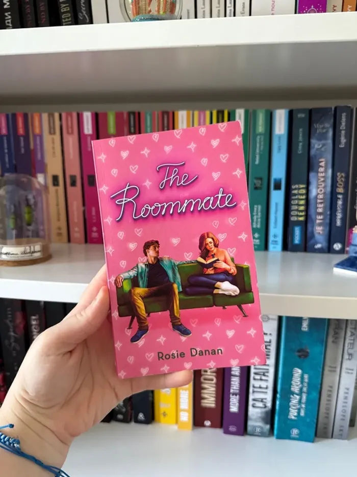 Livre the Roommate - New Romance