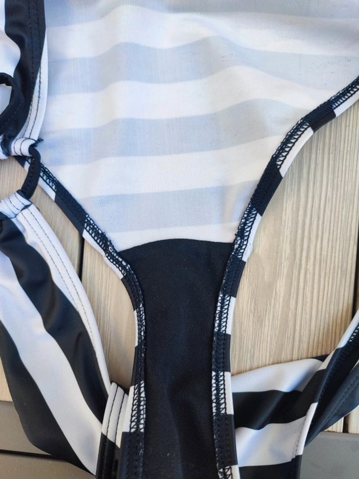 Maillot de bain 2 pieces - photo numéro 4