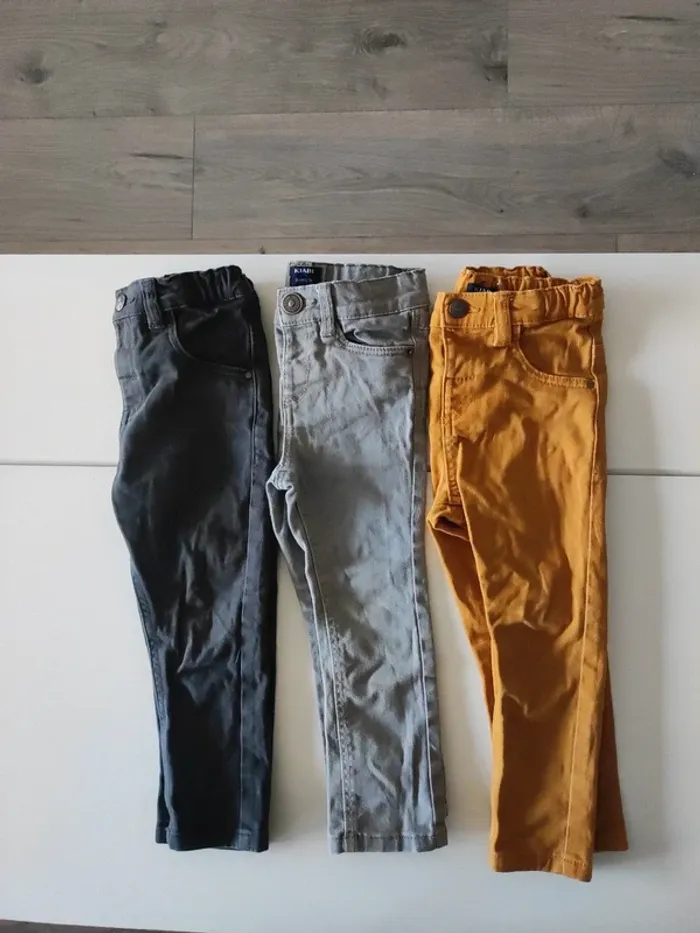 Lot pantalon Kiabi 2 ans - photo numéro 4