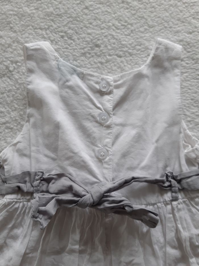 Robe blanche U tout petits 6 mois - photo numéro 7