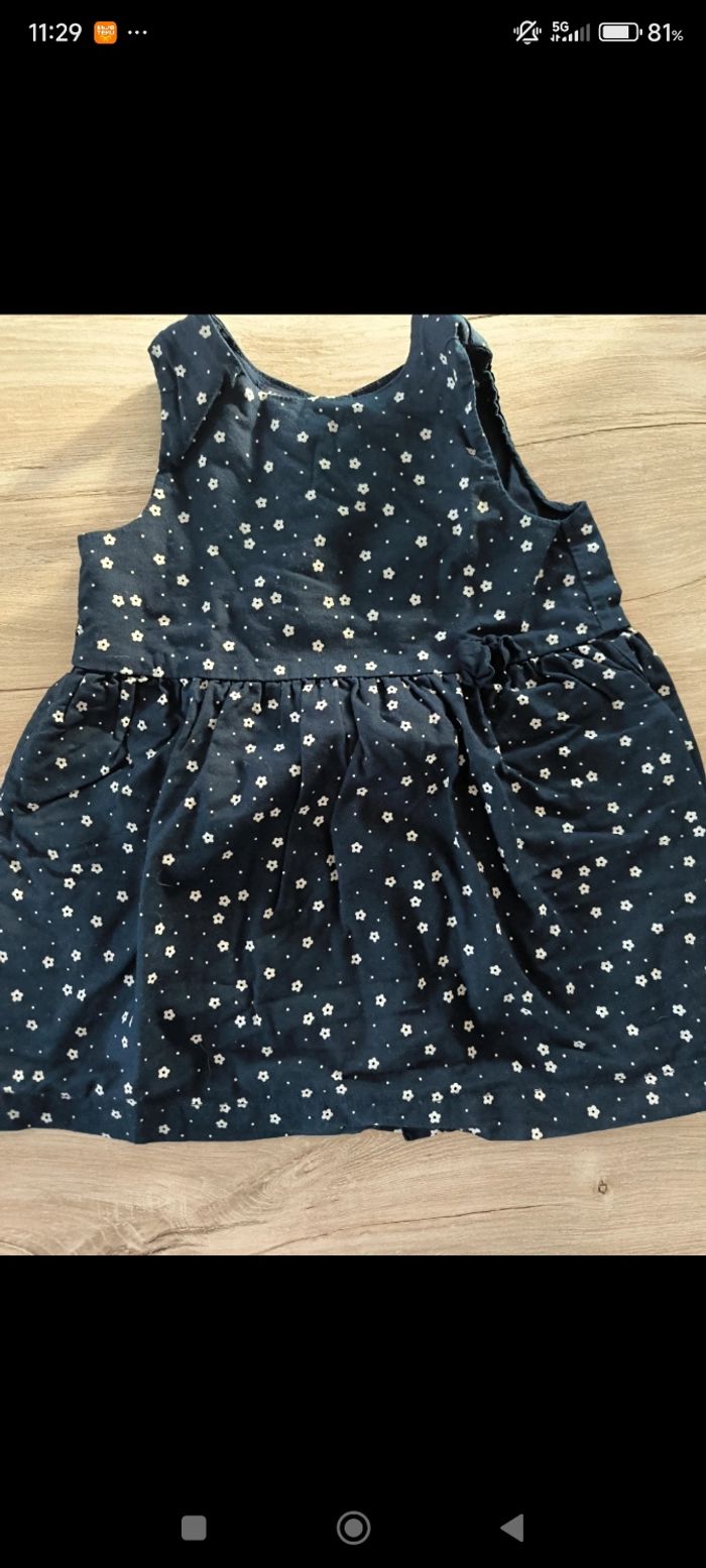 Robe taille 12 mois - photo numéro 2