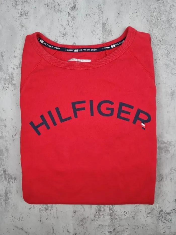 Sweat Tommy Hilfiger rouge – Taille L Femmes (mesures en photos) - photo numéro 2