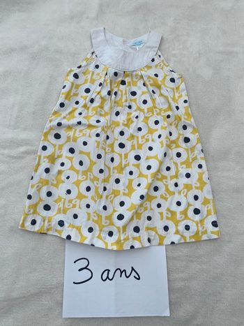 Très belle robe obaibi 3 ans