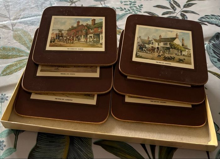 Six élégants dessous de verre vintage - photo numéro 2