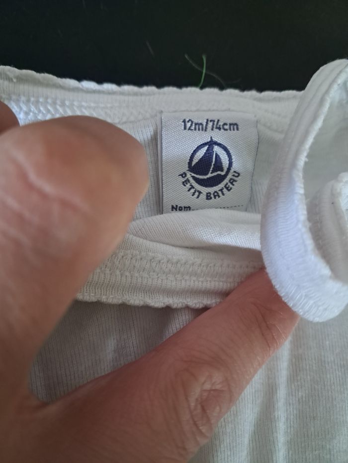 Lot de 3 bodies manches courtes et bretelles fines 12 mois - photo numéro 5