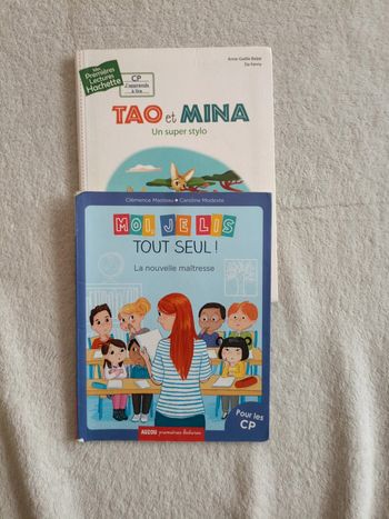 Lot de 2 livres " premières lectures"