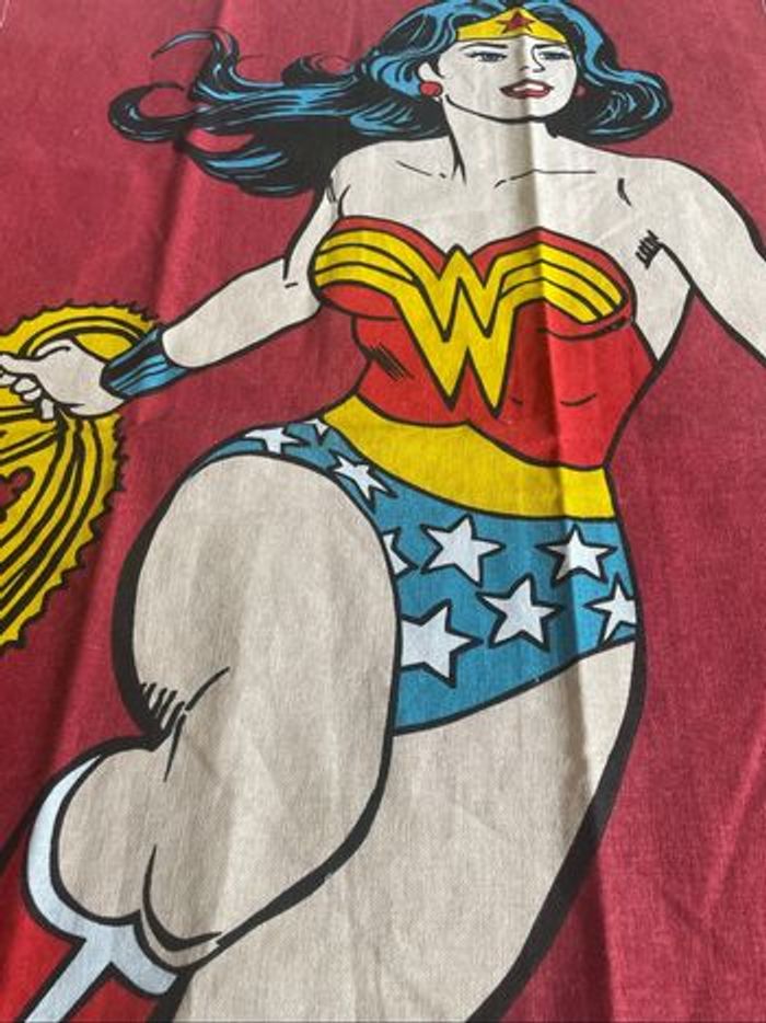 Torchon neuf 100% coton – Wonder Woman vintage comics - photo numéro 2