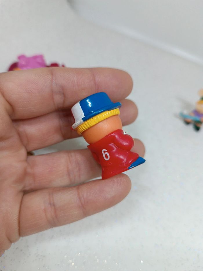 miniature small petit Kinder Ferrero egyptochat vautour saucisson souris sportive foot 6 oscar - photo numéro 15