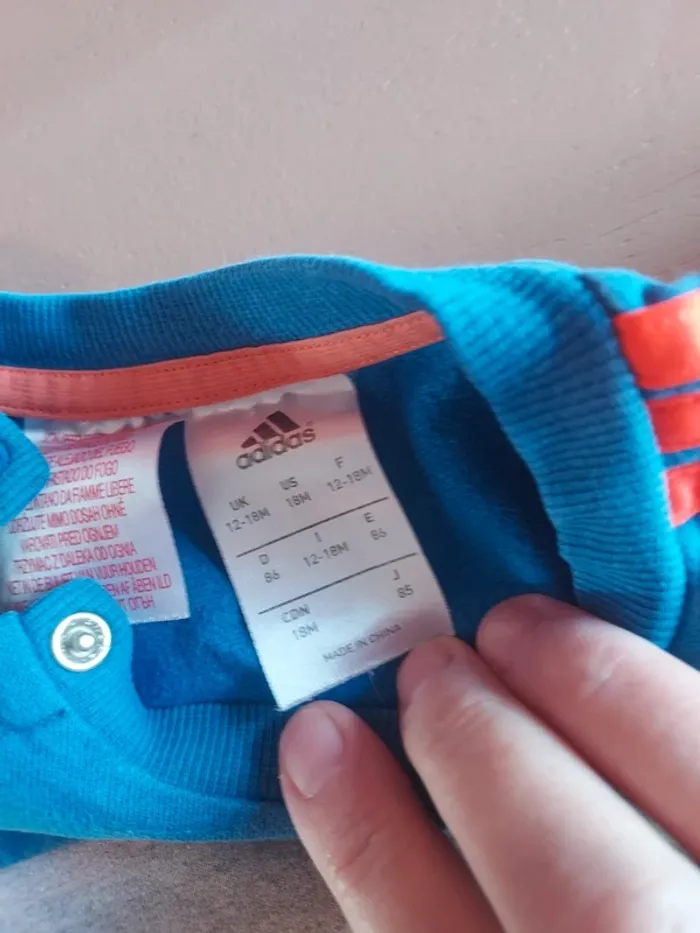 sweat "Adidas" 18 mois - photo numéro 3