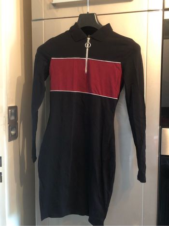 Robe noir et Bordeaux