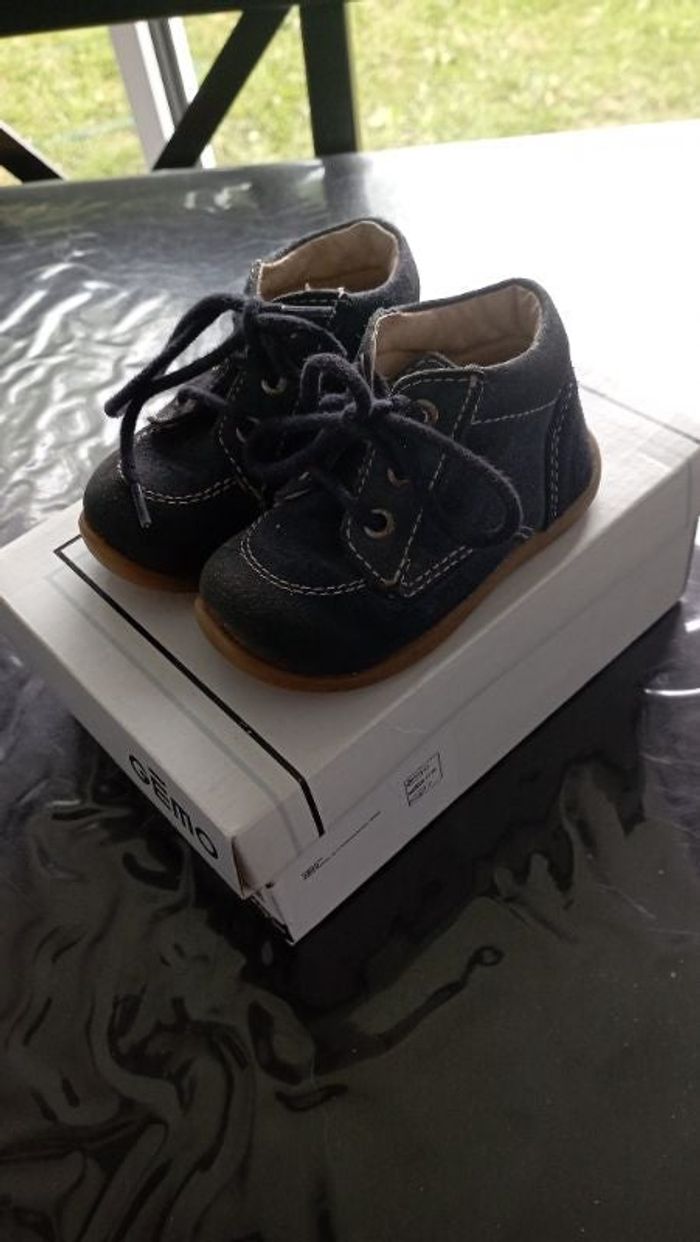 Chaussure de marche 20