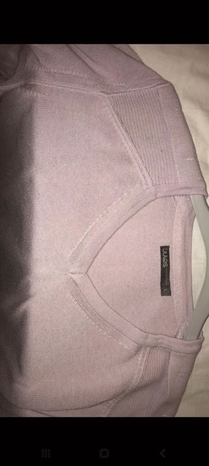 Pull homme col v de chez Jules taille l couleur rose - photo numéro 2