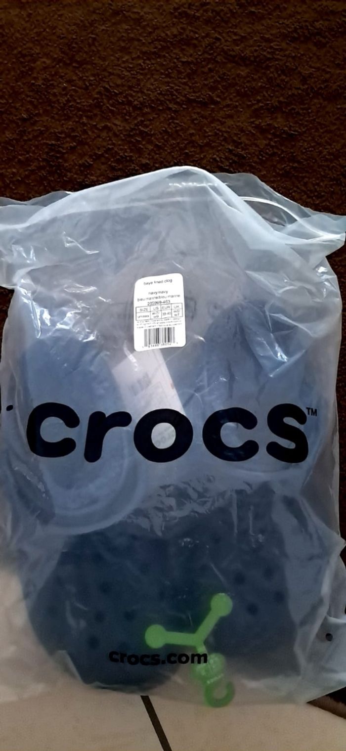 Crocs fourrées neuves bleu marine 39/40 - photo numéro 5
