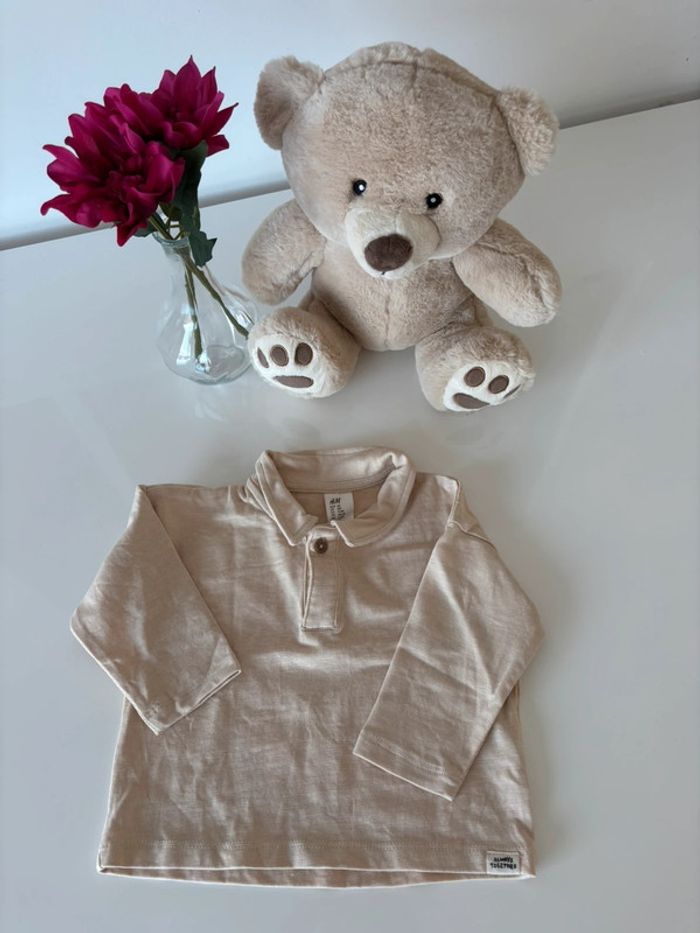 Polo H&M beige 4-6 mois - photo numéro 2