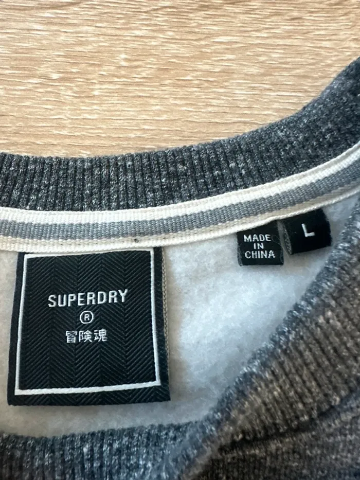 Pull gris Superdry - photo numéro 3