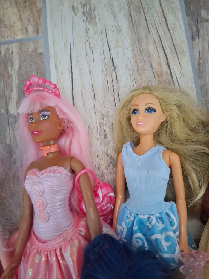 Lot de poupées - photo numéro 4