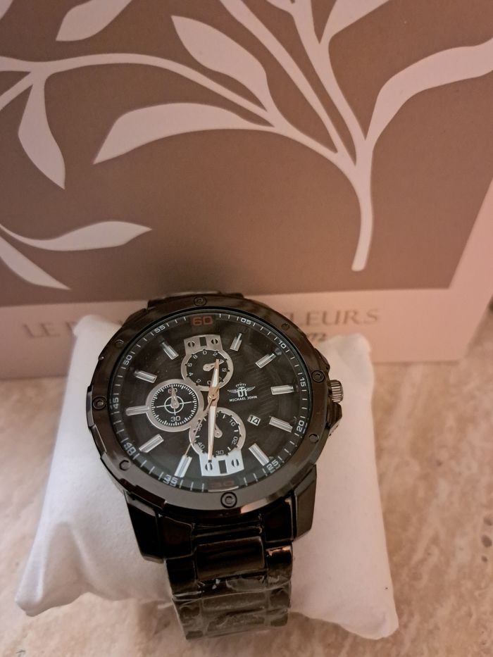 Montre homme - photo numéro 2