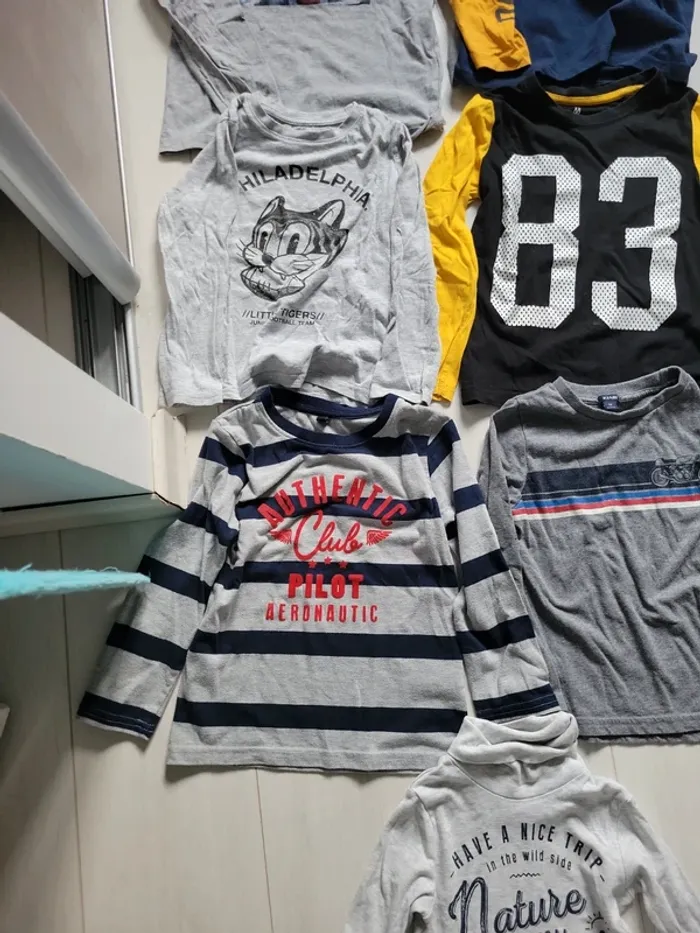 Tee-shirts manches longues 5ans - photo numéro 5