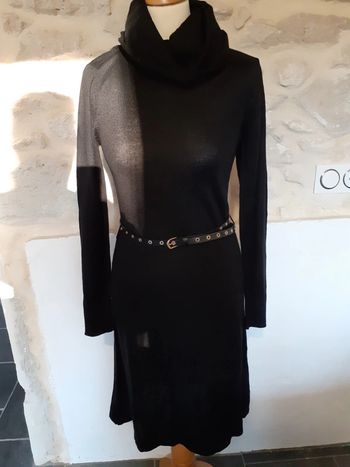 Robe en maille noire