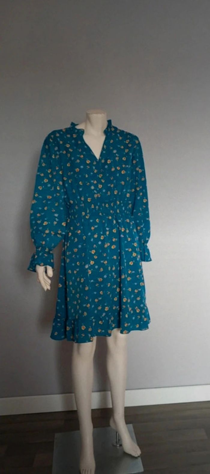Belle robe demi saison XL