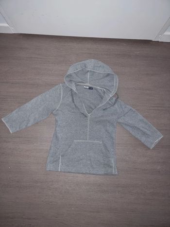 Petit pull manche 3/4