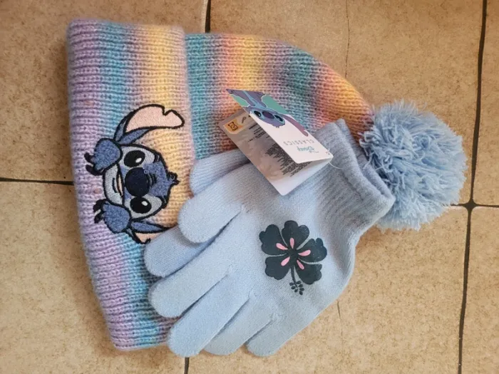 Bonnet + gants Stitch