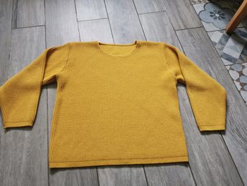 Pull crop couleur moutarde