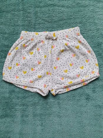 Tres beau short 12 mois