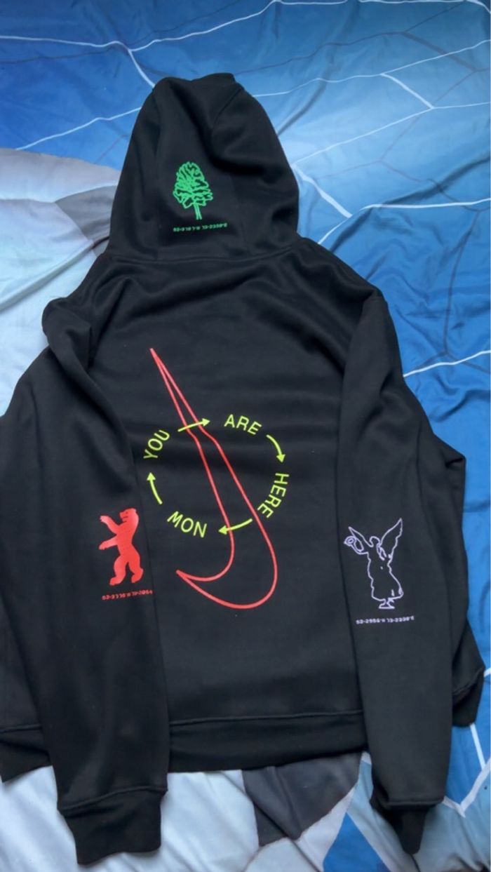 Pull Nike running Berlin - photo numéro 6