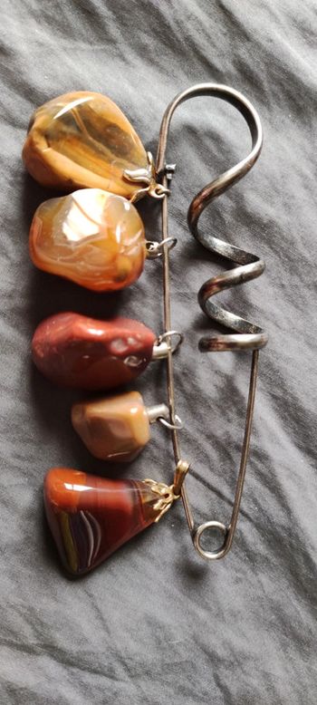 Lot 5 pendentifs pierre