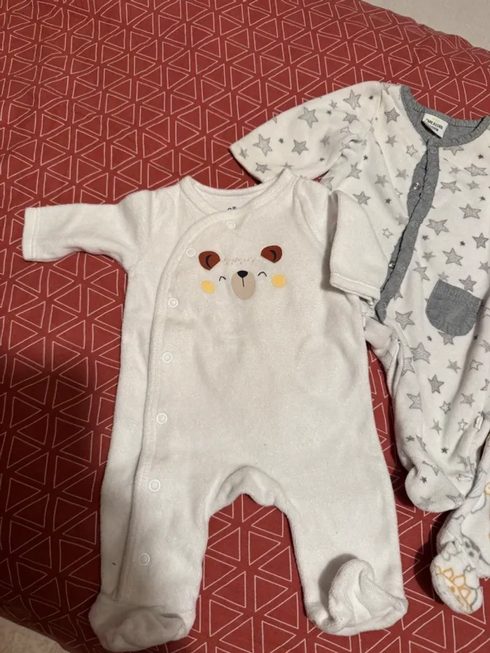 3 pyjamas mixte 1 mois - photo numéro 2