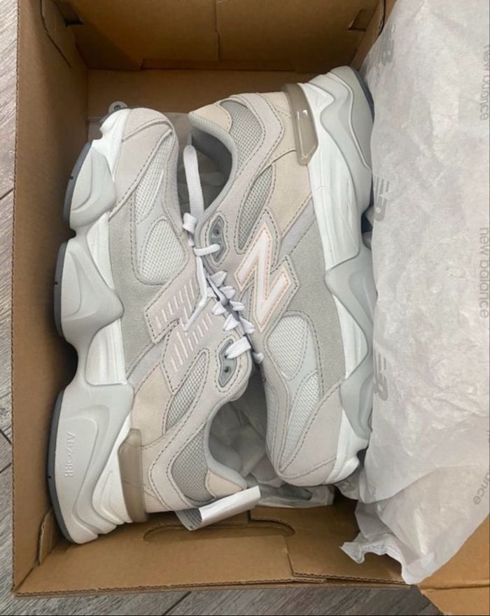 New balance 9060 beige blanche 38