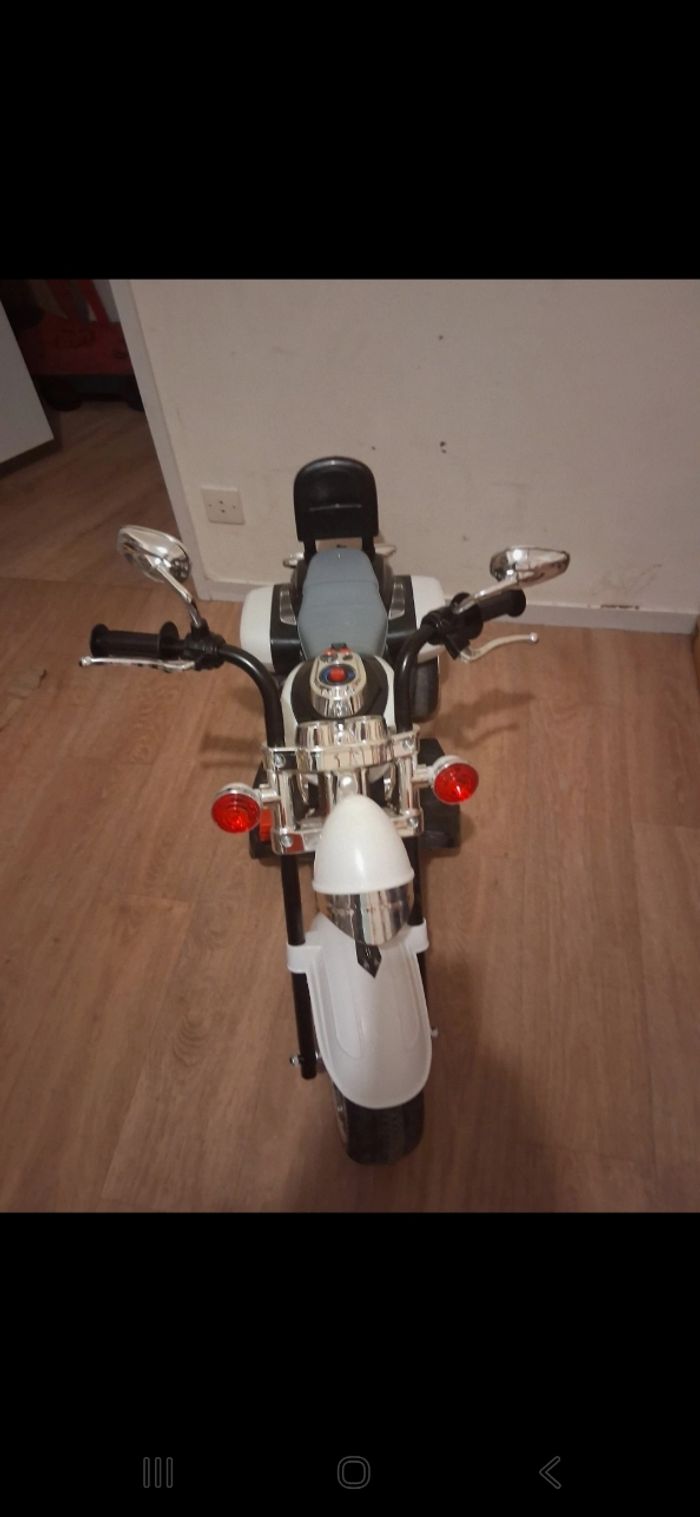 Moto électrique enfant - photo numéro 2