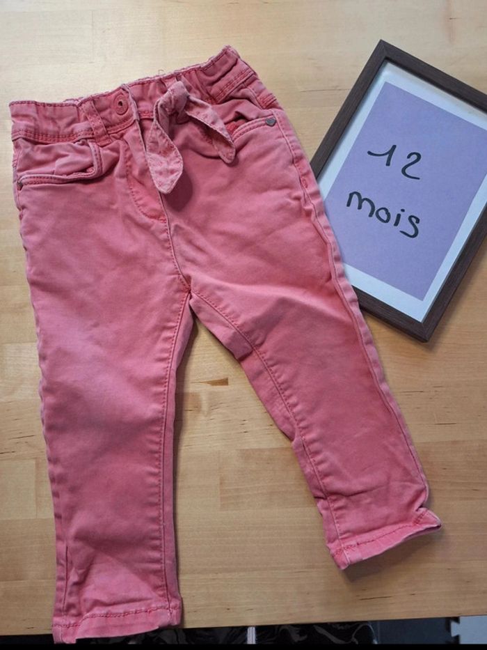 Jeans pour fille taille 12mois marque Okaïdi très bon état