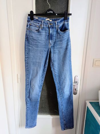 Jean levi's bleu skinny taille M
