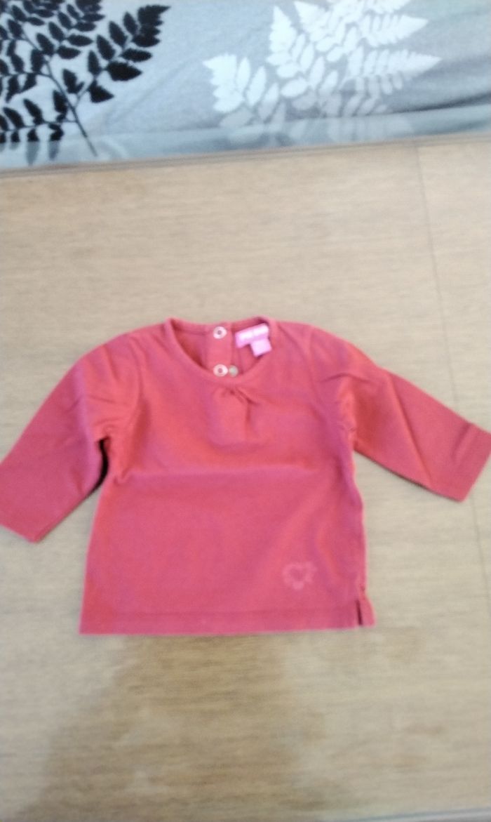 Haut manche longue  ,rouge  ,Pik Ouic  ,3M