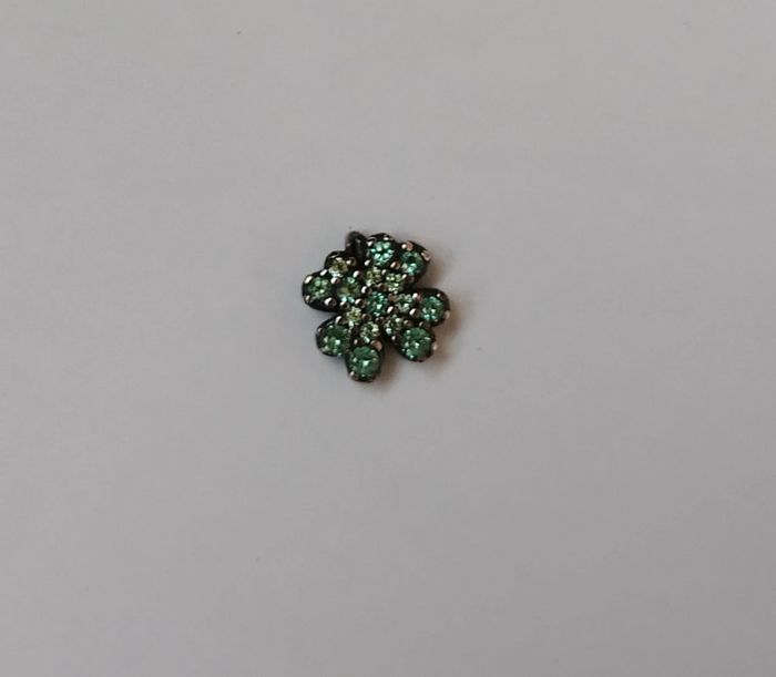 Charm miniature Pandora trèfle vert