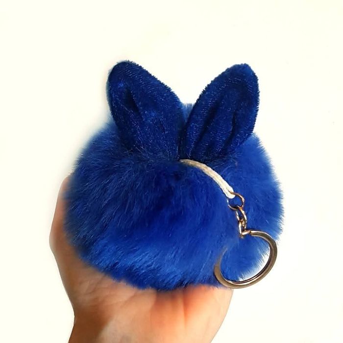 Gros pompon lapin bleu, porte-clé - photo numéro 2