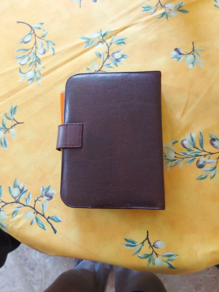 Agenda cuir galeries lafayette - photo numéro 2