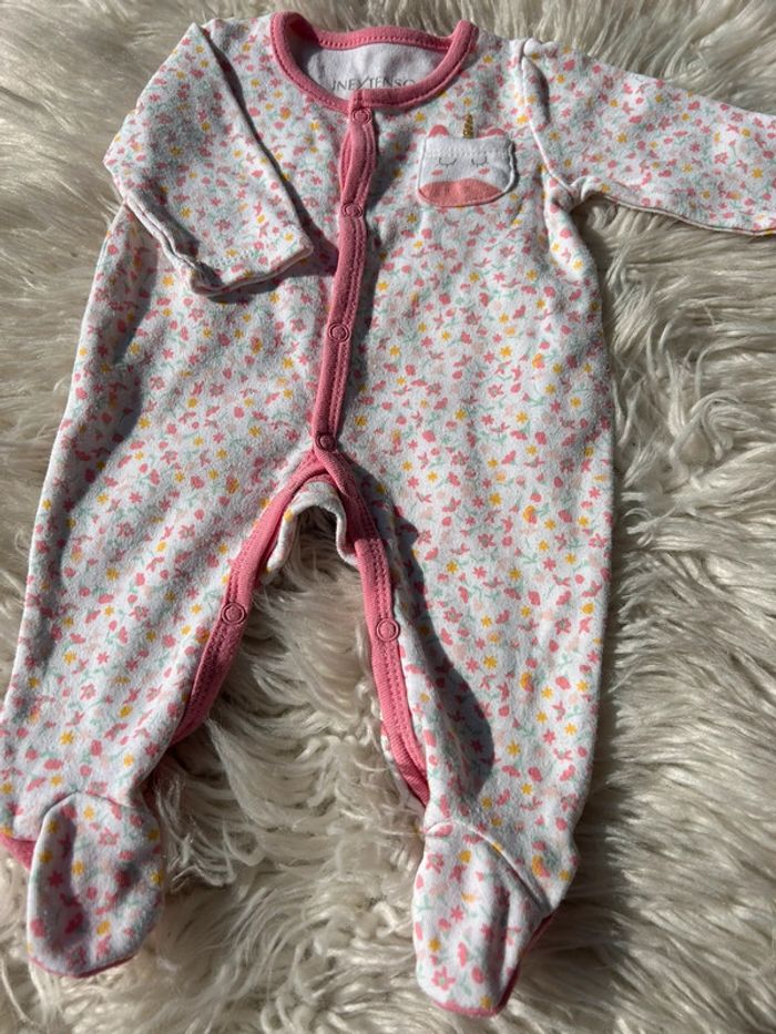 Fille 👧🏻 Pyjama en coton multicolore taille 1 mois - photo numéro 2