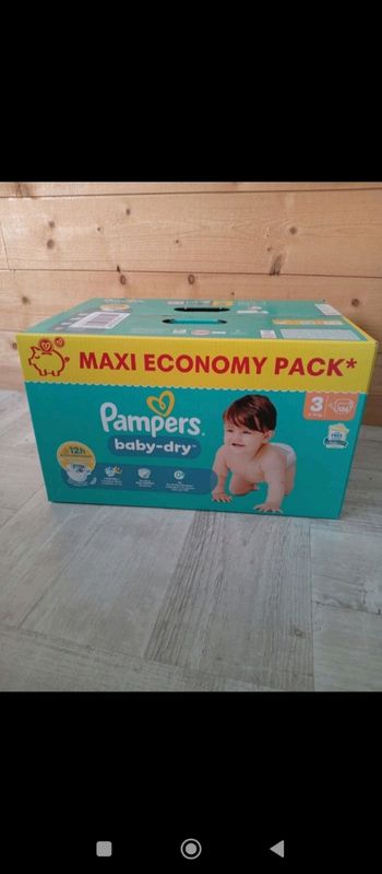 Pampers baby dry taille 3 136 couches