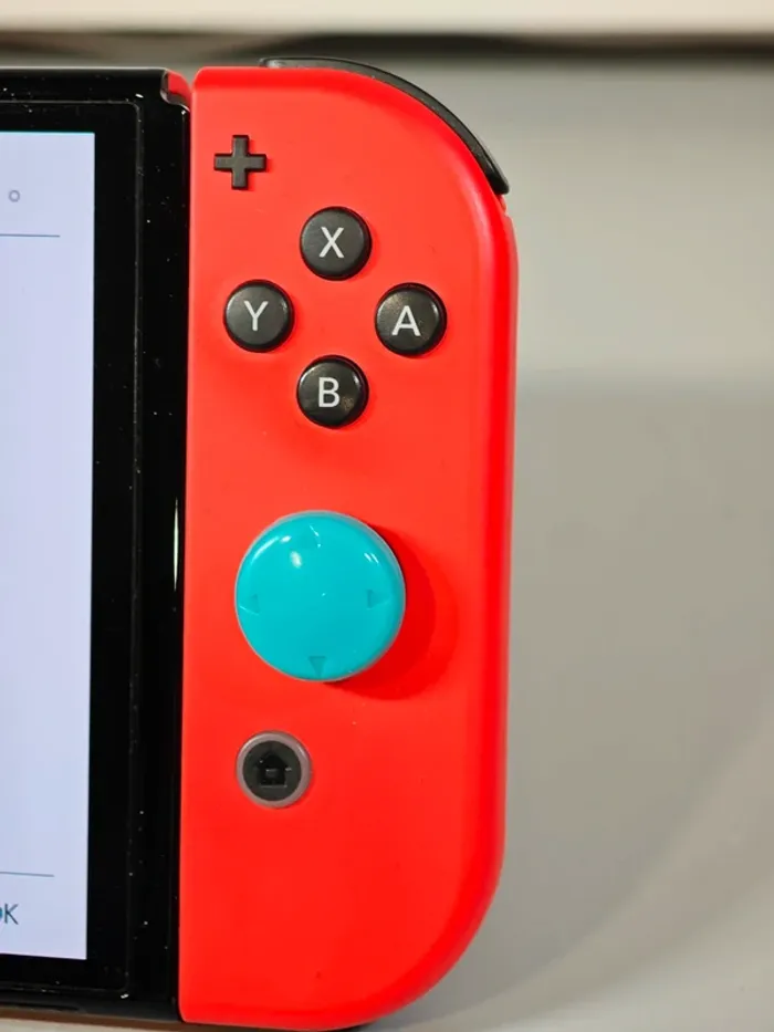 Console Nintendo Switch Oled collector édition rouge Mario / Garanti 1 an - photo numéro 7
